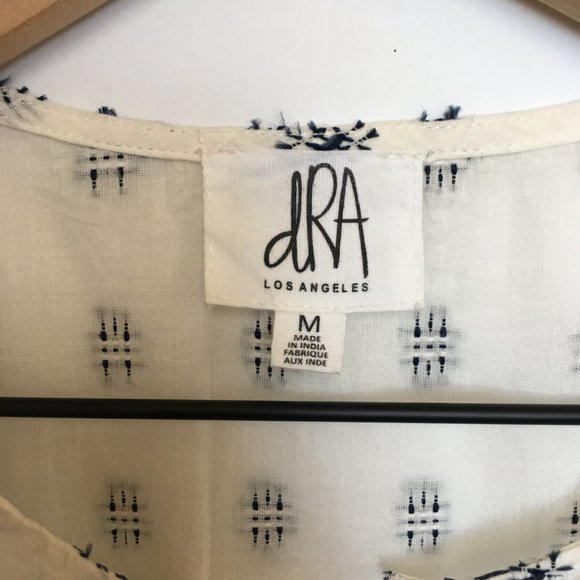 Anthropologie dRA Wasaga Flutter-Sleeve Top - Picture 4 of 4